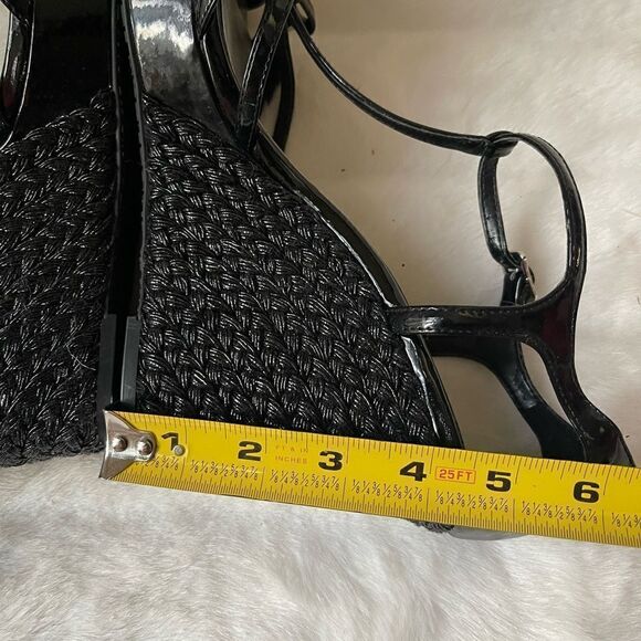 WHBM patent black ankle straps platform wedge sandals front bow accent SZ9.5 - Picture 8 of 9